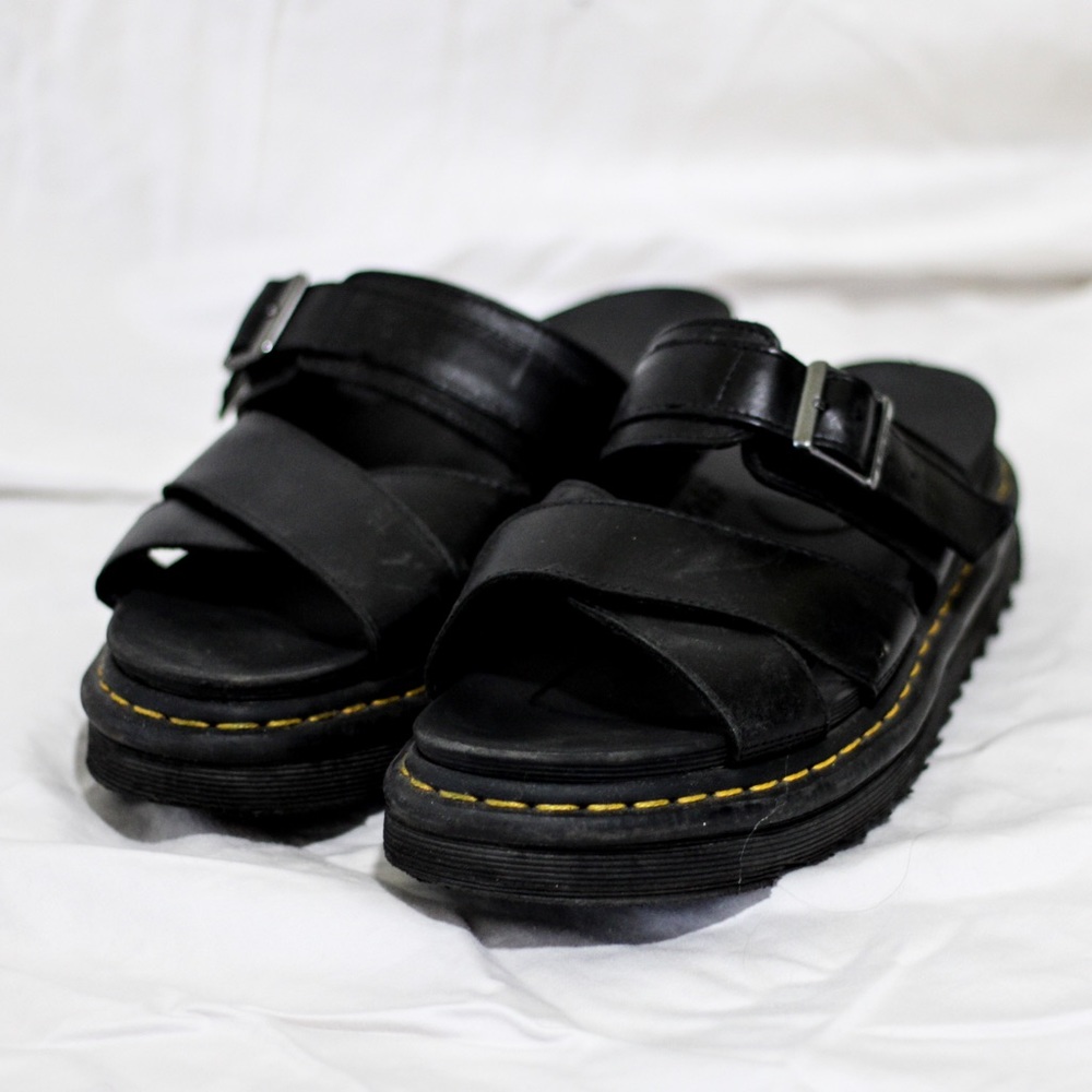 dr martens ryker sandals